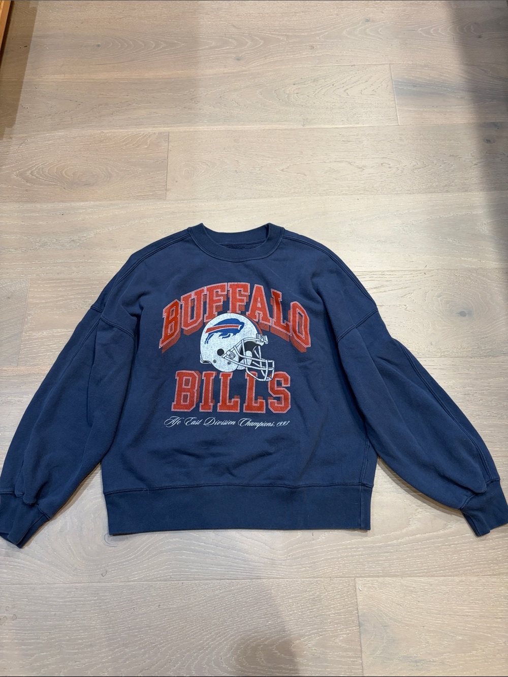 Abercrombie Buffalo Bills Crewneck!